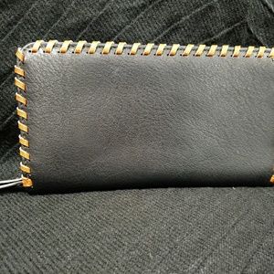 Kate and Alex clutch wallet